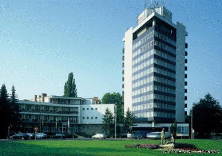 Hotel Nagyerdő Debrecen Kültér fotó